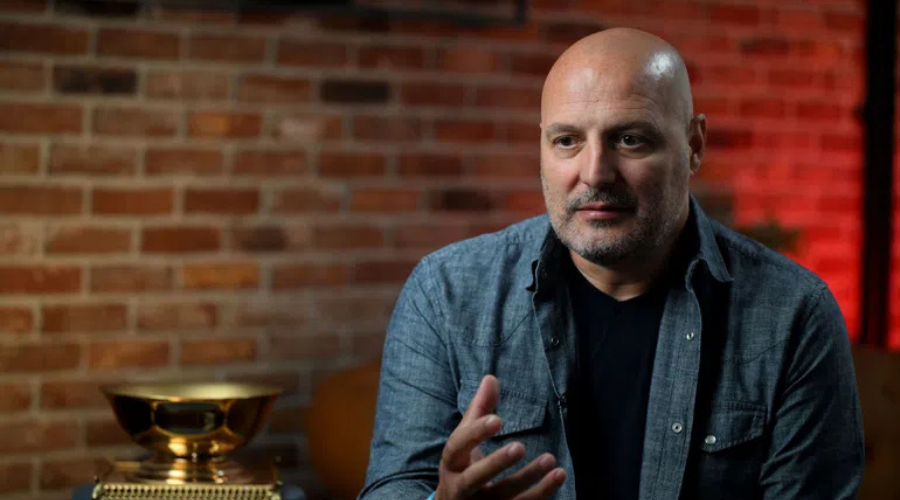 Prvi šampionski balkon 2.png